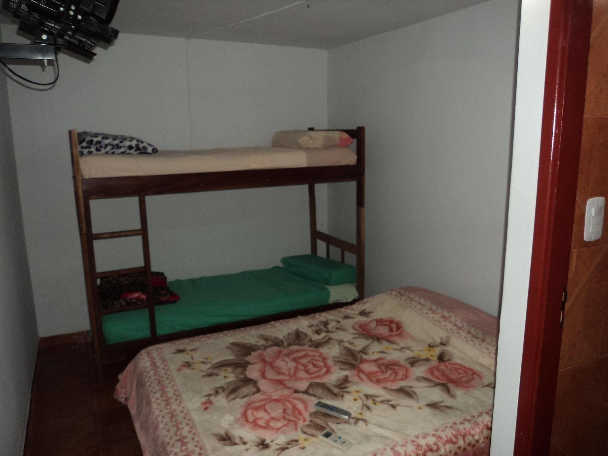 Iguazu Rey Hostel Puerto Iguazú Zewnętrze zdjęcie